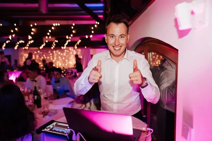 Juš iz ekipe DJ DarMar