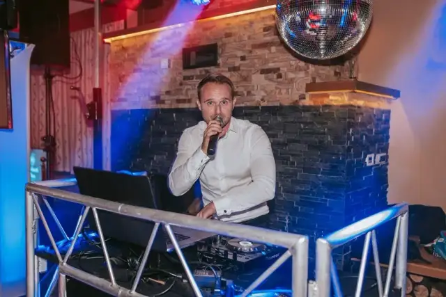 Aleks in Juš za mešalnikom — fotografija 10
