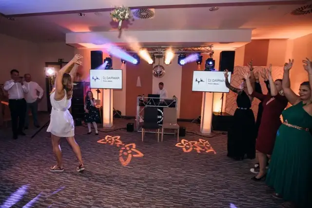 Poroka z DJ DarMar — fotografija 91